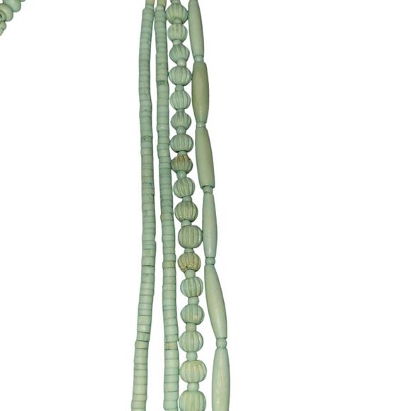 Vintage Beaded Necklace in light Green - Picture 5 of 5